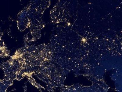 Европа и европейская часть России — вид из космоса ночью. Фото: infokart.ru Европа и европейская часть России — вид из космоса ночью. Фото: infokart.ru