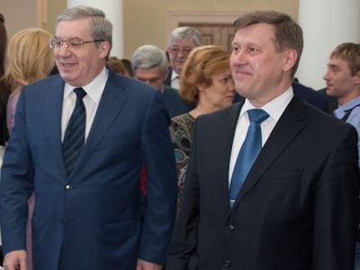 Виктор Толоконский и Анатолий Локоть. Фото: Ksonline.ru Виктор Толоконский и Анатолий Локоть. Фото: Ksonline.ru