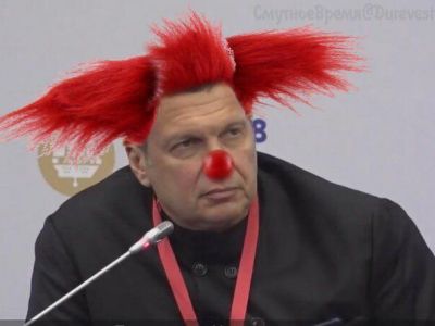 Человек, похожий на Соловьева. Коллаж: twitter.com/ozymandr Человек, похожий на Соловьева. Коллаж: twitter.com/ozymandr