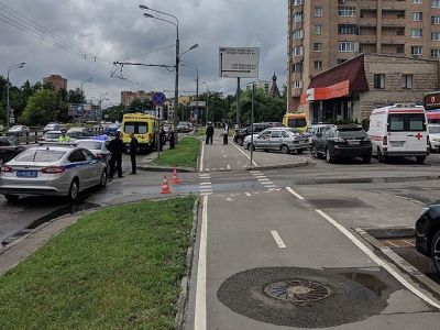В магазине в Москве мужчина захватил заложника. Фото: kommersant.ru В магазине в Москве мужчина захватил заложника. Фото: kommersant.ru