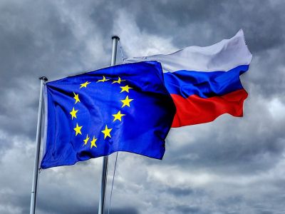 Флаг ЕС и России. Фото: eurorussians.com Флаг ЕС и России. Фото: eurorussians.com
