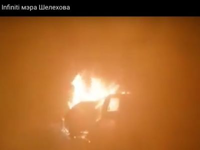 Горящий автомобиль мэра города Шелехова Сергея Липина, Фото: скрин с видео youtube.com Горящий автомобиль мэра города Шелехова Сергея Липина, Фото: скрин с видео youtube.com