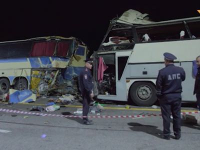 Столкновение автобусов. Фото: twitter.com/rentvchannel Столкновение автобусов. Фото: twitter.com/rentvchannel