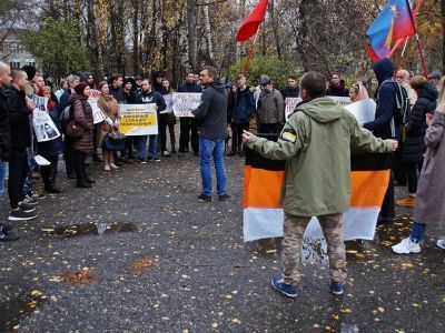 Митинг поддержки арестованных. Фото: Александр Воронин, Каспаров.Ru Митинг поддержки арестованных. Фото: Александр Воронин, Каспаров.Ru