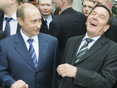Владимир Путин и Герхард Шредер. Фото: spletnik.ru Владимир Путин и Герхард Шредер. Фото: spletnik.ru