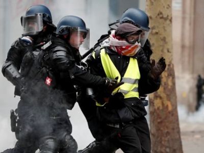 Акции протеста в Париже. Фото: Reuters Акции протеста в Париже. Фото: Reuters