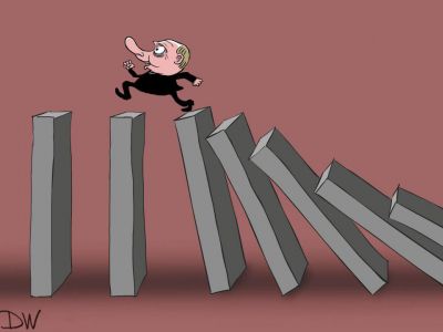 Путин и "эффект домино". Карикатура С.Елкина: dw.com Путин и "эффект домино". Карикатура С.Елкина: dw.com
