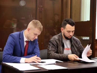 Борис Золотаревский (справа) со своим адвокатом Григорием Червонным. Фото: t.me/zolotarevskiy Борис Золотаревский (справа) со своим адвокатом Григорием Червонным. Фото: t.me/zolotarevskiy
