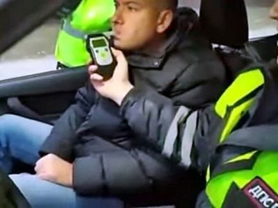 Задержание депутата Вдонина. Фото: Александр Воронин, Каспаров.Ru Задержание депутата Вдонина. Фото: Александр Воронин, Каспаров.Ru