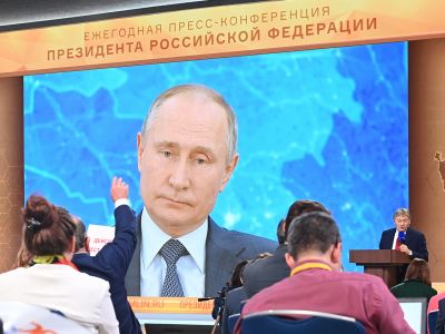 Пресс-конференция В.Путина, 17.12.2020. Фото: vkrizis.ru Пресс-конференция В.Путина, 17.12.2020. Фото: vkrizis.ru