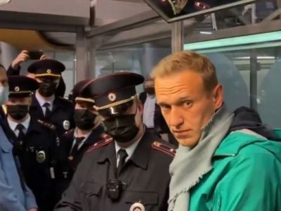 Навальный в "Шереметьево". Фото: MR7.ru Навальный в "Шереметьево". Фото: MR7.ru