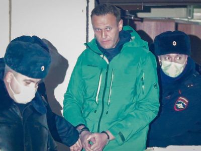 Алексей Навальный после "суда", 18.01.21. Фото: t.me/readovkanews Алексей Навальный после "суда", 18.01.21. Фото: t.me/readovkanews