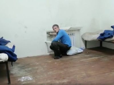Иван Вшивков в отделе полиции. Кадр из видео телеканала "Каскад" Иван Вшивков в отделе полиции. Кадр из видео телеканала "Каскад"