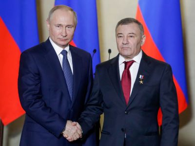 Владимир Путин и Аркадий Ротенберг. Фото: Михаил Метцель / ТАСС Владимир Путин и Аркадий Ротенберг. Фото: Михаил Метцель / ТАСС