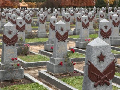 Кладбище советских солдат в Германии. Фото: ritual.ru Кладбище советских солдат в Германии. Фото: ritual.ru