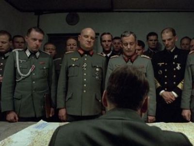 Кадр фильма "Бункер" Кадр фильма "Бункер"