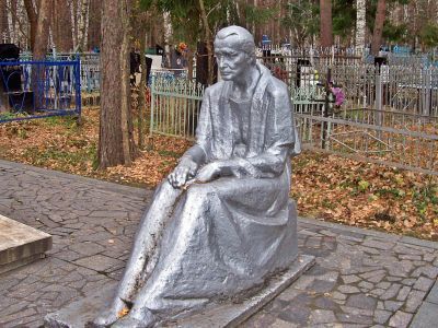 "Скорбящая мать". Фото: Александр Воронин, Каспаров.Ru "Скорбящая мать". Фото: Александр Воронин, Каспаров.Ru