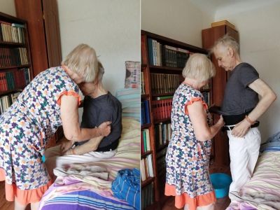 Дмитрий Колкер (слева) в день его госпитализации в клинику 29 июня рядом со своей матерью. Фото: Алина Миронова / Вконтакте Дмитрий Колкер (слева) в день его госпитализации в клинику 29 июня рядом со своей матерью. Фото: Алина Миронова / Вконтакте
