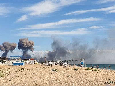 Взрыв на военном аэродроме в крымской Новофедоровке. Фото: ТАСС Взрыв на военном аэродроме в крымской Новофедоровке. Фото: ТАСС