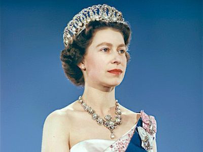 Королева Елизавета II. 1959. Источник: wikimedia.org Королева Елизавета II. 1959. Источник: wikimedia.org