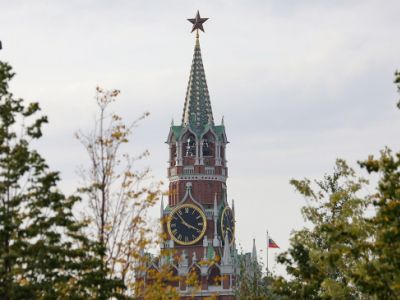 Вид на Спасскую башню Московского кремля. Фото: Софья Сандурская / АГН "Москва" Вид на Спасскую башню Московского кремля. Фото: Софья Сандурская / АГН "Москва"