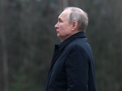 Владимир Путин на Пискаревском кладбище в Санкт-Петербурге, 18.01.23. Фото: ktemlin.ru Владимир Путин на Пискаревском кладбище в Санкт-Петербурге, 18.01.23. Фото: ktemlin.ru
