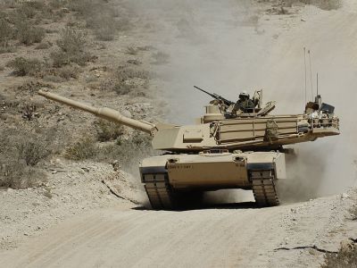 Танк M1A2 Abrams. Фото: ru.wikipedia.org Танк M1A2 Abrams. Фото: ru.wikipedia.org