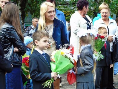 Ученики и родители. Фото: Александр Воронин. Каспаров.Ru Ученики и родители. Фото: Александр Воронин. Каспаров.Ru