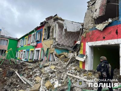 Разрушенный от российского обстрела детский сад в Краматорске. Фото: полиция Украины Разрушенный от российского обстрела детский сад в Краматорске. Фото: полиция Украины