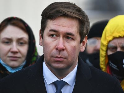 Илья Новиков (в центре). Фото: Максим Блинов / РИА Новости Илья Новиков (в центре). Фото: Максим Блинов / РИА Новости