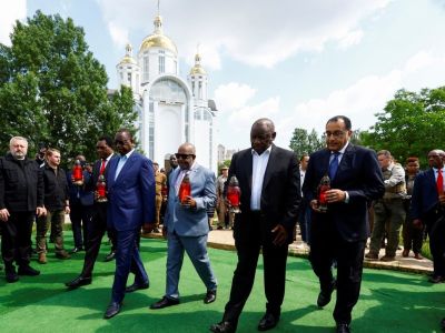 Африканская делегация в ходе визита в Киев, 17.06.23. Фото: t.me/parstodayrussian Африканская делегация в ходе визита в Киев, 17.06.23. Фото: t.me/parstodayrussian