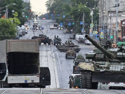 Военная техника в Ростове-на-Дону, 24.06.23. Фото: t.me/nexta_live Военная техника в Ростове-на-Дону, 24.06.23. Фото: t.me/nexta_live