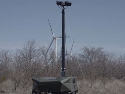 Комплекс обнаружения и борьбы с дронами SurveilSpire. Фото: biz.today.ua Комплекс обнаружения и борьбы с дронами SurveilSpire. Фото: biz.today.ua