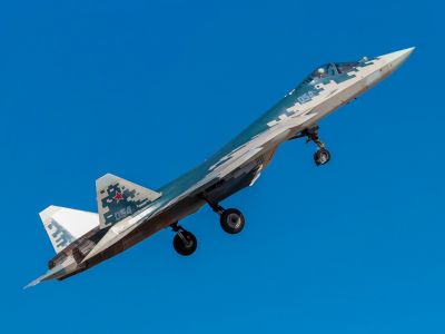 Истребитель пятого поколения Су-57. Фото: Минобороны РФ Истребитель пятого поколения Су-57. Фото: Минобороны РФ