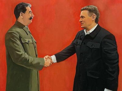 Картина "Сталин и губернатор Вологодской области Георгий Филимонов" (из кабинета Филимонова): t.me/pdmnews Картина "Сталин и губернатор Вологодской области Георгий Филимонов" (из кабинета Филимонова): t.me/pdmnews