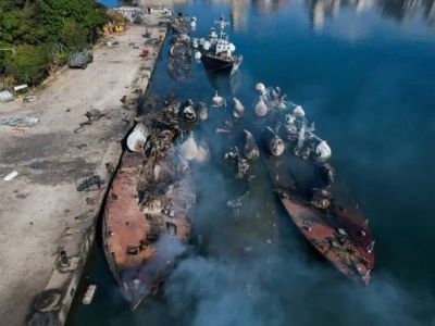Асадовские ВМФ после израильского удара по Латакии, 11.12.24. Фото: t.me/nexta_live Асадовские ВМФ после израильского удара по Латакии, 11.12.24. Фото: t.me/nexta_live