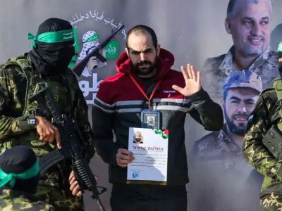 Передача Ярдена Бибаса. Фото: Eyad BABA / AFP Передача Ярдена Бибаса. Фото: Eyad BABA / AFP