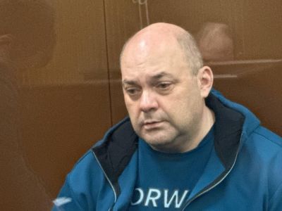 Экс-губернатор Курской области Алексей Смирнов в суде. Фото: "КоммерсантЪ" Экс-губернатор Курской области Алексей Смирнов в суде. Фото: "КоммерсантЪ"