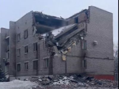 Обрушение здания. Фото: m.47news.ru Обрушение здания. Фото: m.47news.ru